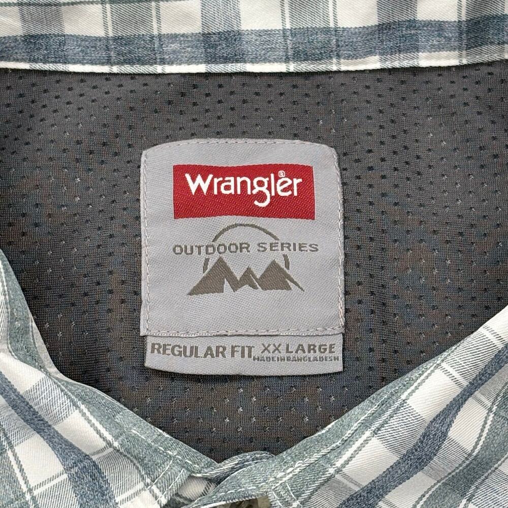 Wrangler Outdoor Series Button Up Shirt - Picture 5 of 12